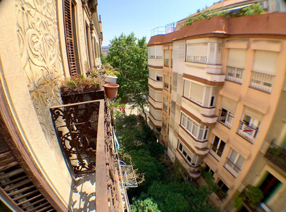 Apartments Gaudi Barcelona Exterior photo